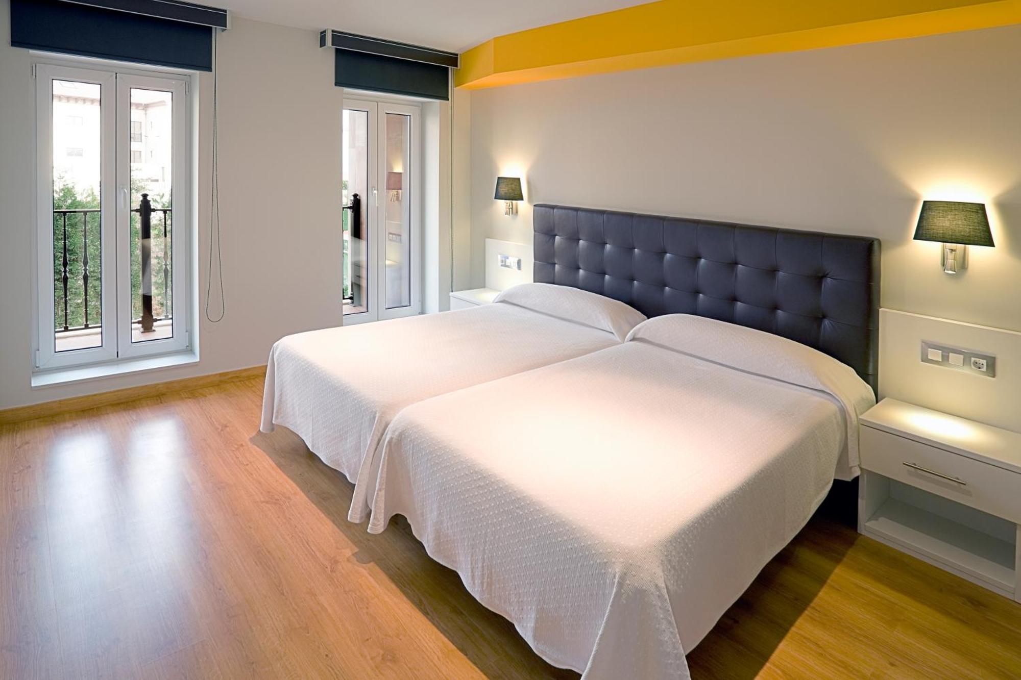 Apartamentos Spa Villa Pasiega Hoznayo Exterior foto
