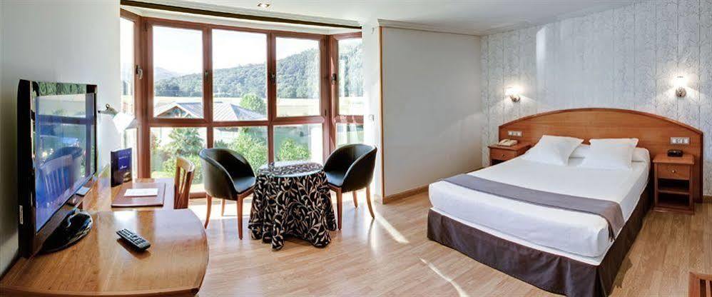 Apartamentos Spa Villa Pasiega Hoznayo Exterior foto