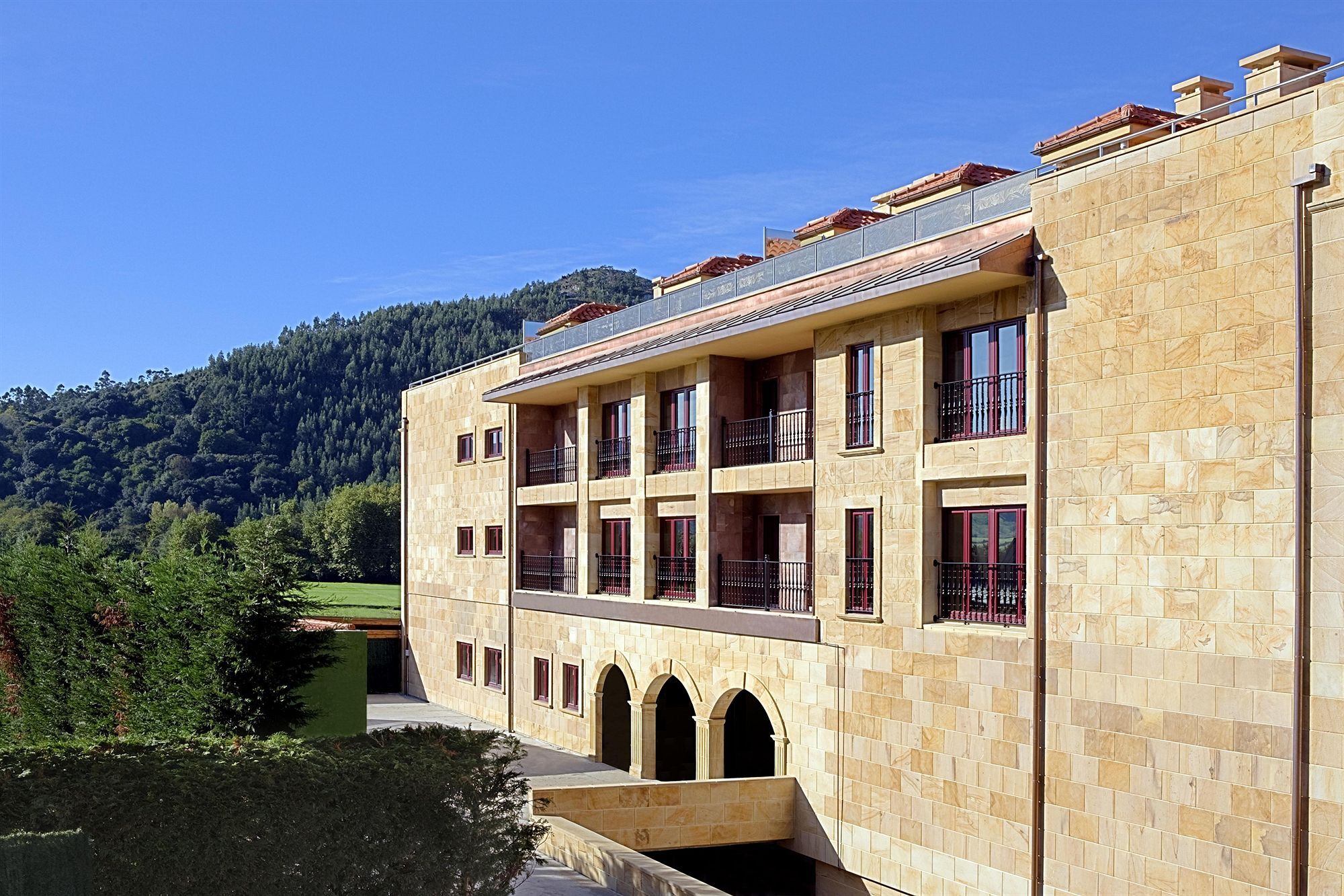 Apartamentos Spa Villa Pasiega Hoznayo Exterior foto